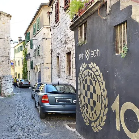 Budget Old Town Apartmán