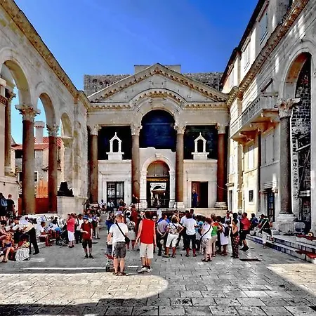 Budget Old Town Split